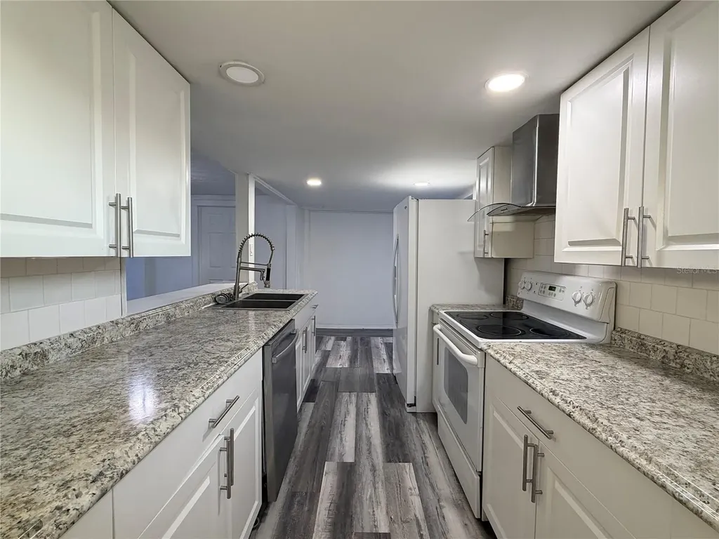 408 Longfellow Boulevard Lakeland FL 33801