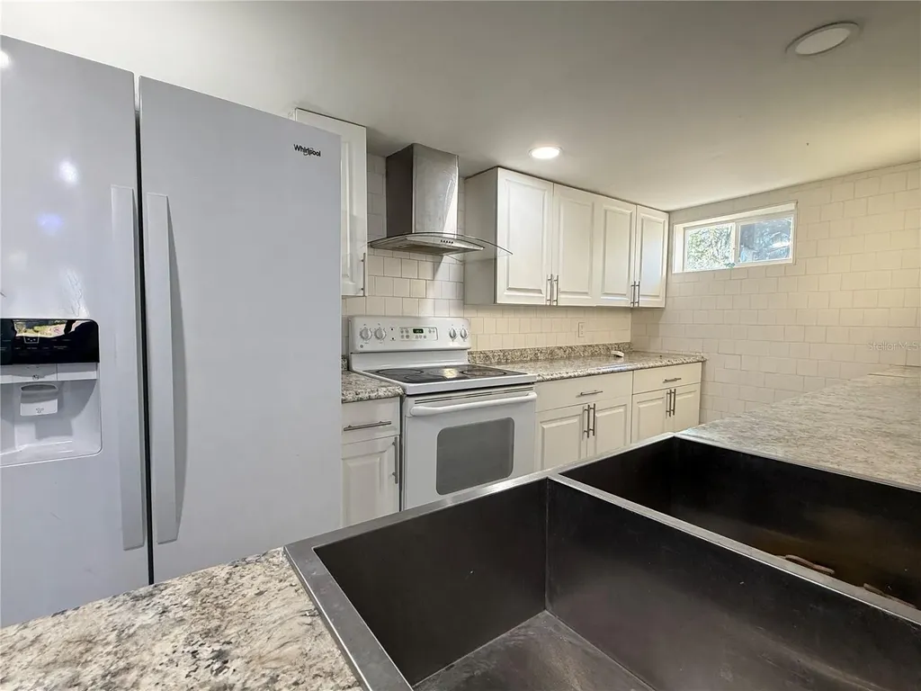 408 Longfellow Boulevard Lakeland FL 33801
