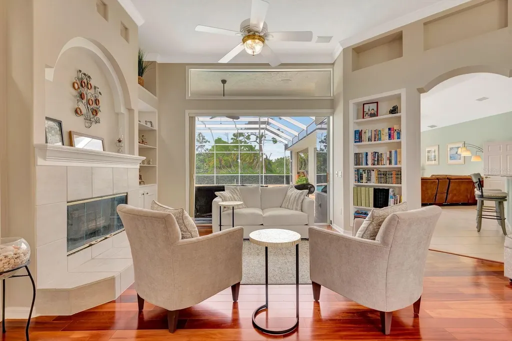 10005 Cherry Hills Avenue Circle Bradenton FL 34202