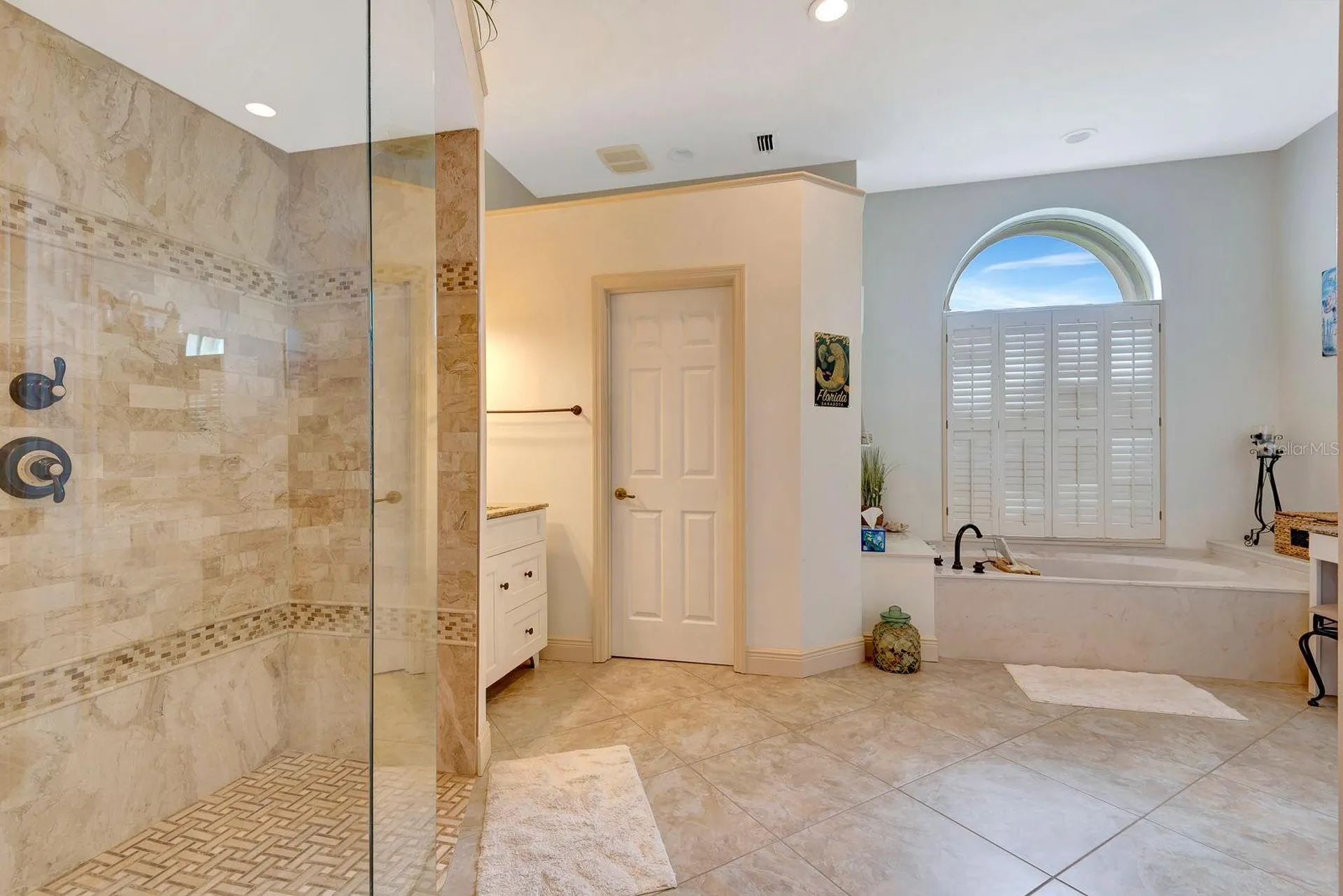 10005 Cherry Hills Avenue Circle Bradenton FL 34202