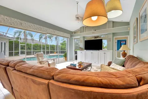 10005 Cherry Hills Avenue Circle Bradenton FL 34202