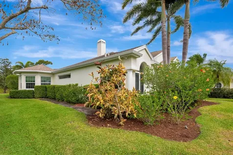 10005 Cherry Hills Avenue Circle Bradenton FL 34202