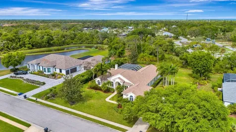 10005 Cherry Hills Avenue Circle Bradenton FL 34202