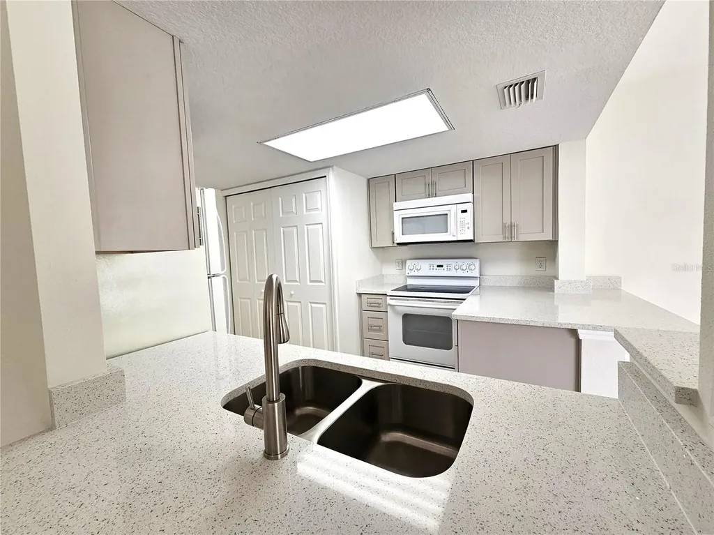 411 Australian Way Davenport FL 33897