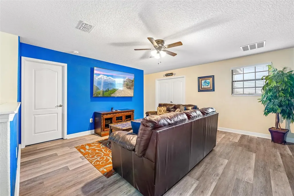1496 Moon Valley Drive Davenport FL 33896