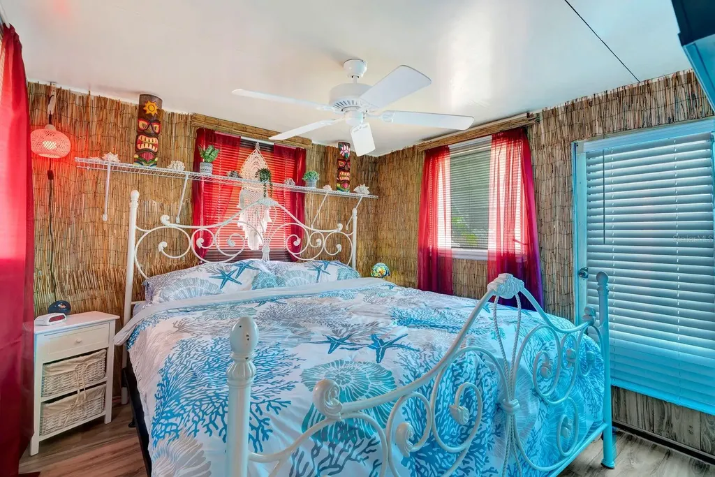 515 50th Avenue Terrace W Bradenton FL 34207