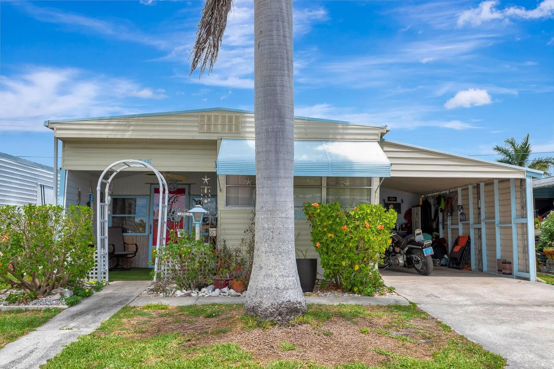 515 50th Avenue Terrace W Bradenton FL 34207