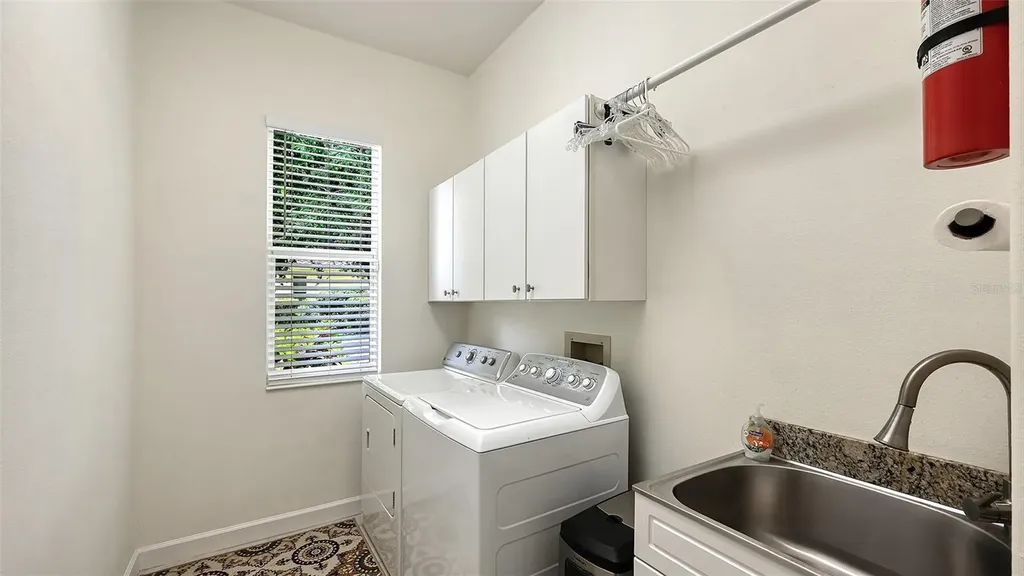 8311 Flagstaff Way Sarasota FL 34241