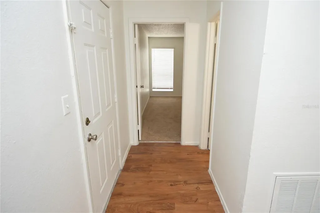 8425 Cerro Circle Tampa FL 33617