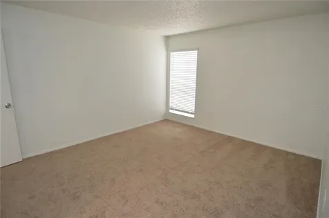 8425 Cerro Circle Tampa FL 33617