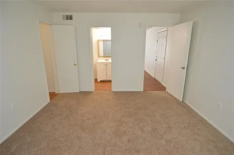 8425 Cerro Circle Tampa FL 33617
