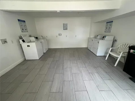 8425 Cerro Circle Tampa FL 33617