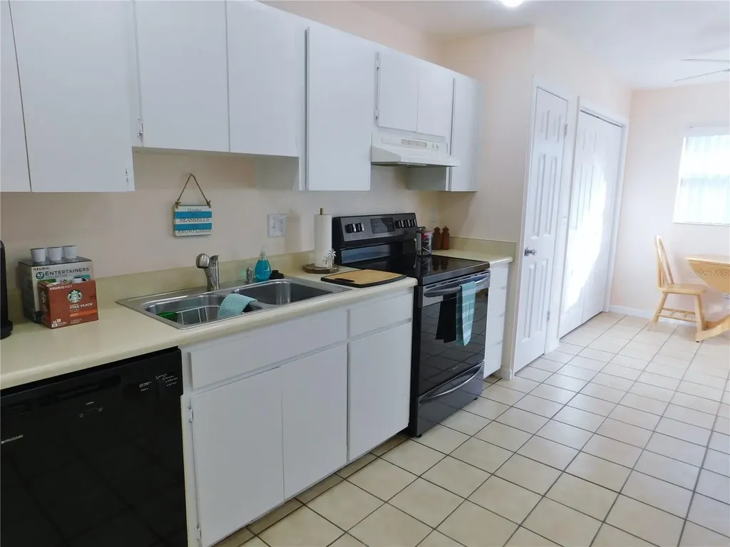 40 Dale Place Oldsmar FL 34677