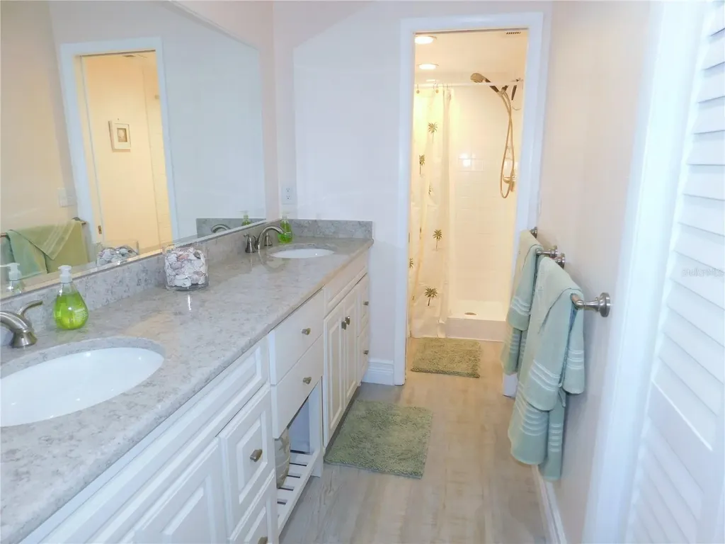 40 Dale Place Oldsmar FL 34677