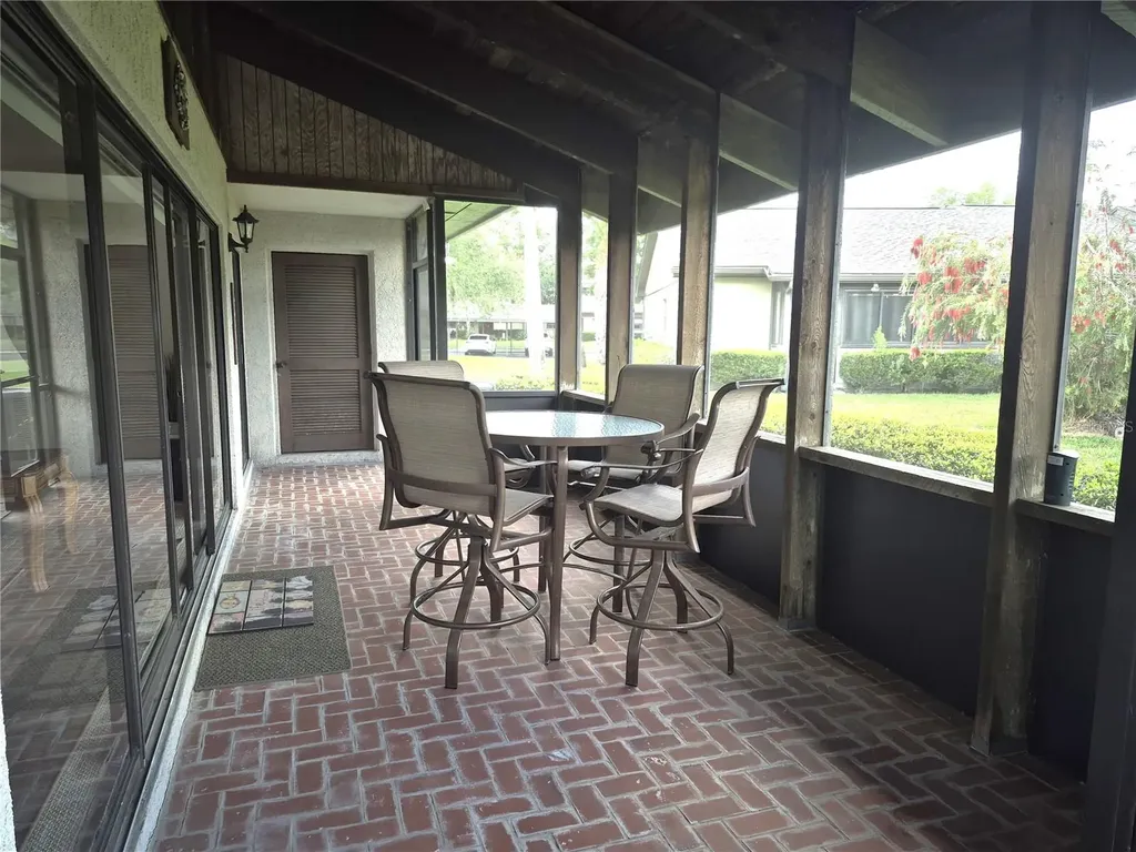 40 Dale Place Oldsmar FL 34677