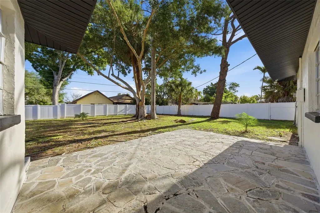 5112 11th Avenue W Bradenton FL 34209