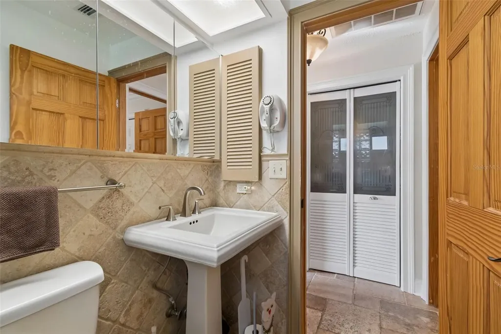477 Orkney Court Dunedin FL 34698