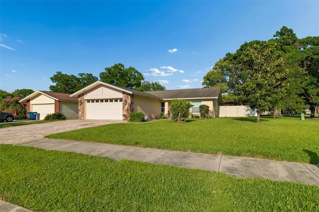 477 Orkney Court Dunedin FL 34698