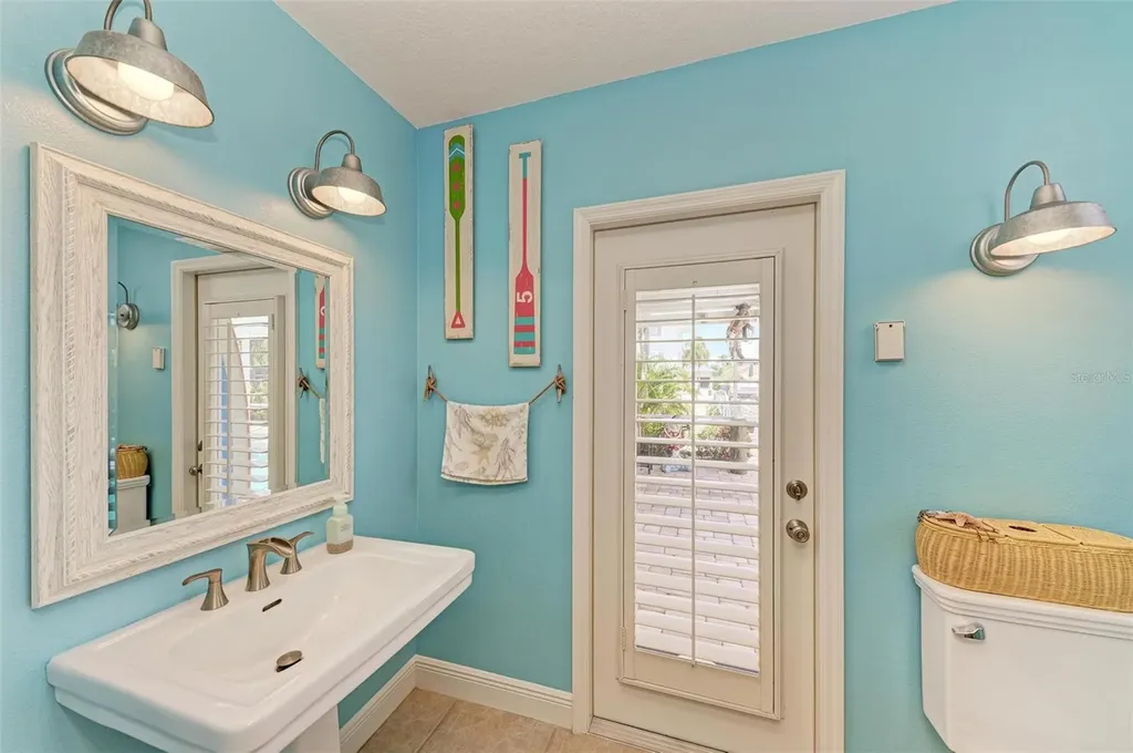 4527 Blue Marlin Drive Bradenton FL 34208
