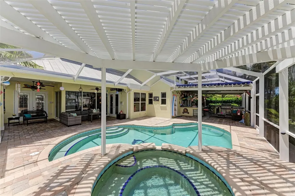 4527 Blue Marlin Drive Bradenton FL 34208