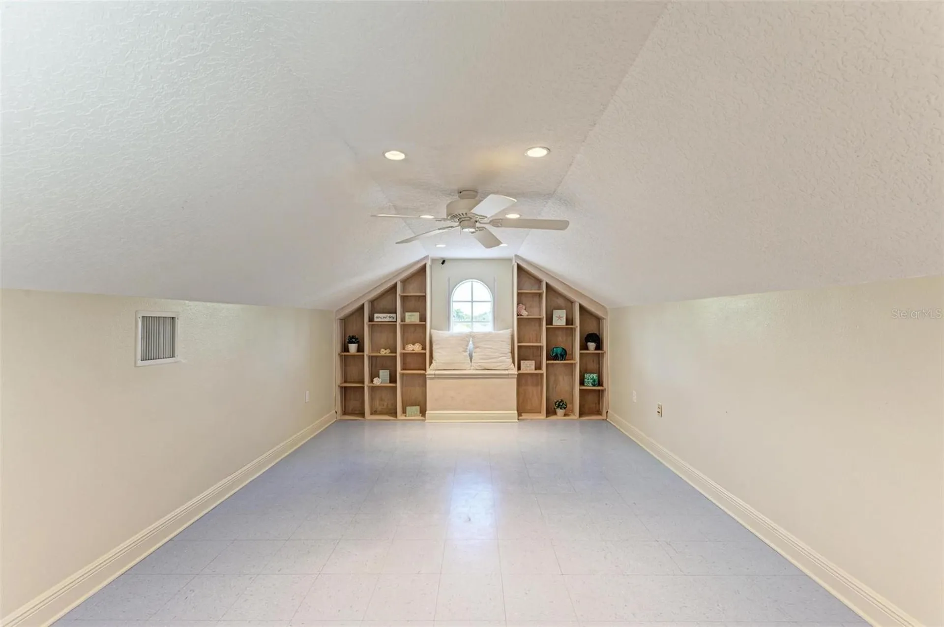 4527 Blue Marlin Drive Bradenton FL 34208