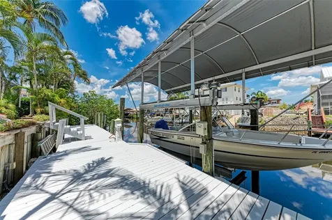 4527 Blue Marlin Drive Bradenton FL 34208