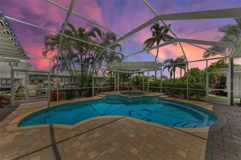 4527 Blue Marlin Drive Bradenton FL 34208