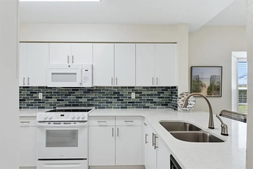 6401 Approach Road Sarasota FL 34238