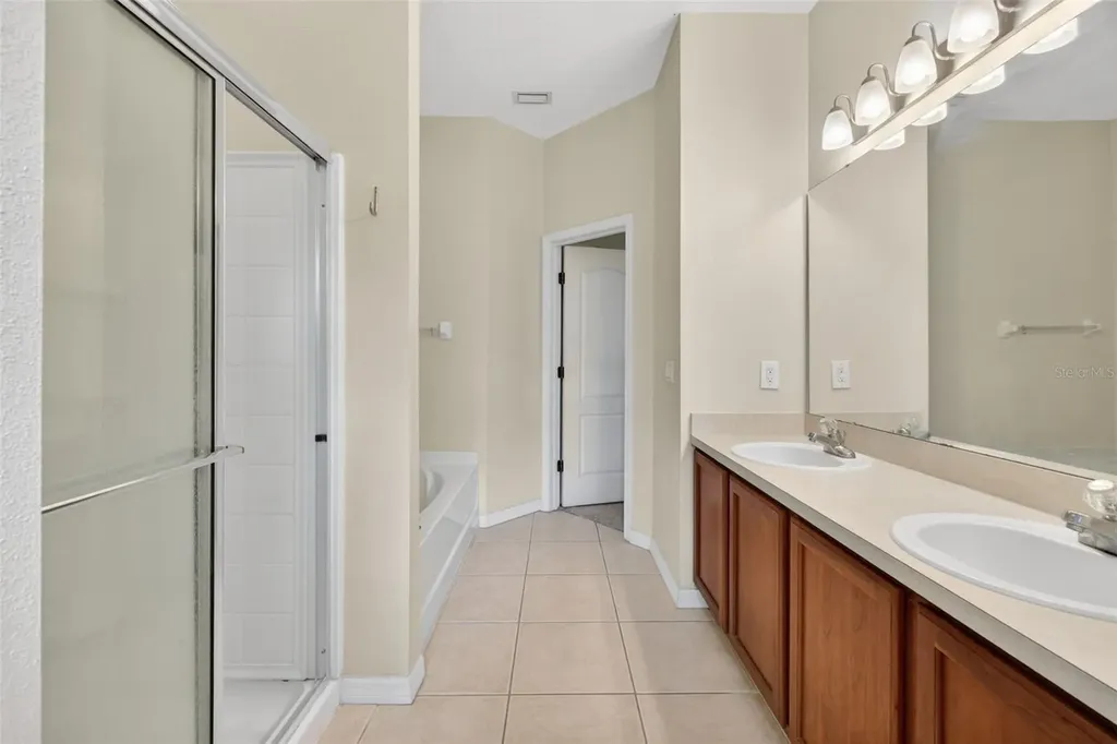 10236 Lake District Lane Orlando FL 32832