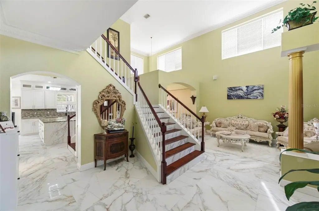 9207 Meadow Lane Court Tampa FL 33647