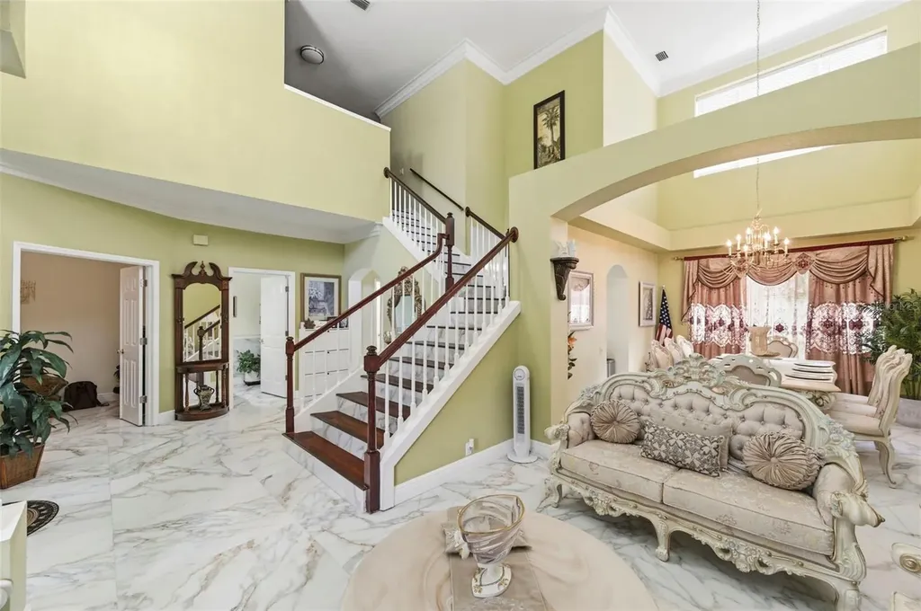 9207 Meadow Lane Court Tampa FL 33647