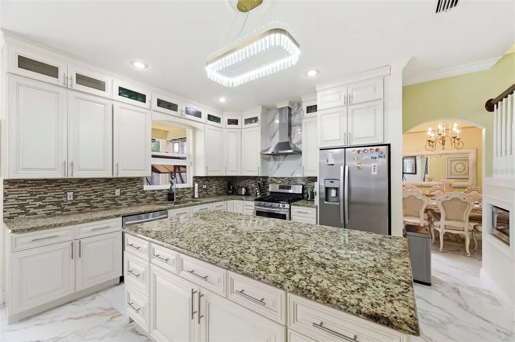 9207 Meadow Lane Court Tampa FL 33647
