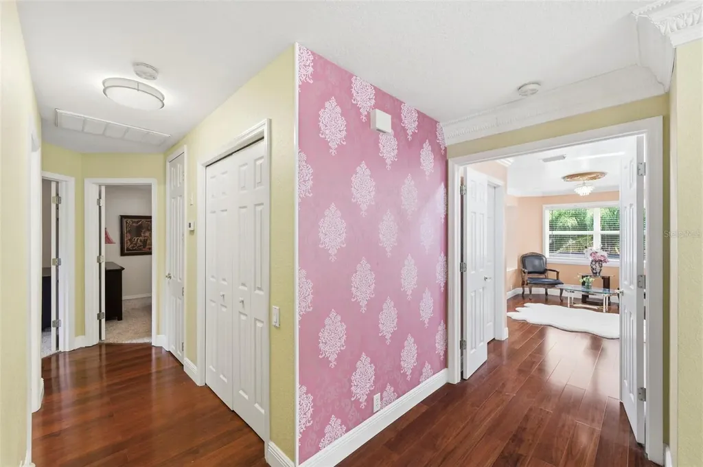 9207 Meadow Lane Court Tampa FL 33647
