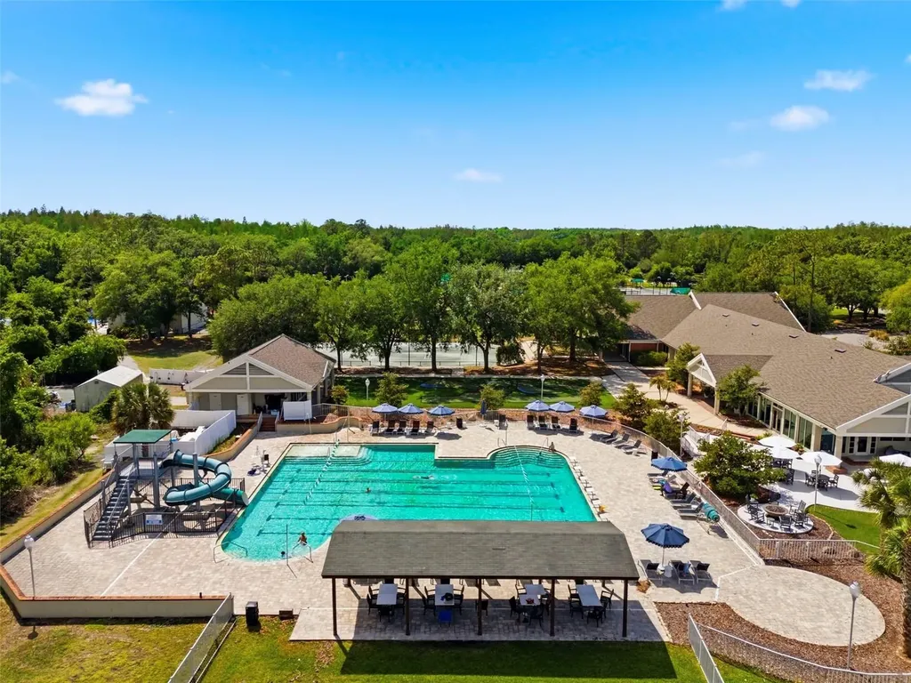 9207 Meadow Lane Court Tampa FL 33647