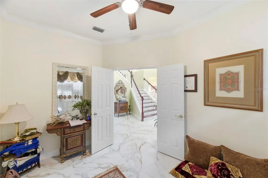 9207 Meadow Lane Court Tampa FL 33647