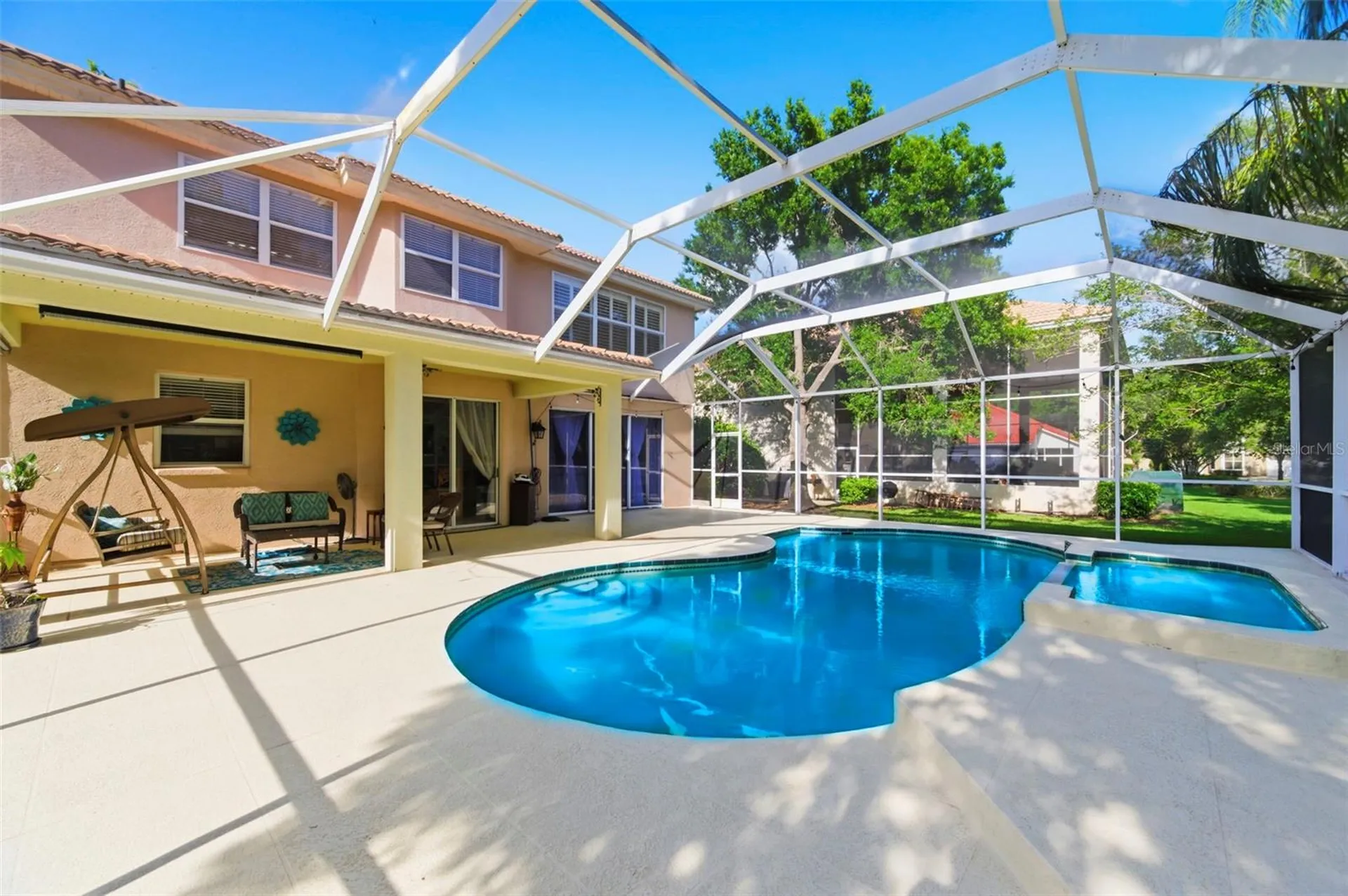 9207 Meadow Lane Court Tampa FL 33647