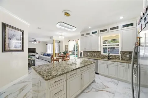 9207 Meadow Lane Court Tampa FL 33647