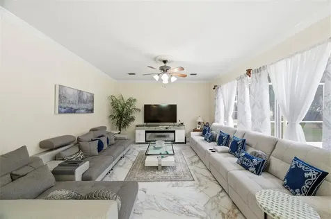 9207 Meadow Lane Court Tampa FL 33647