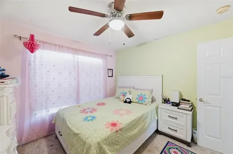 9207 Meadow Lane Court Tampa FL 33647