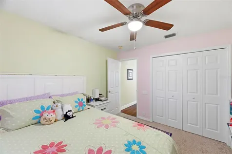 9207 Meadow Lane Court Tampa FL 33647
