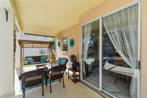 9207 Meadow Lane Court Tampa FL 33647