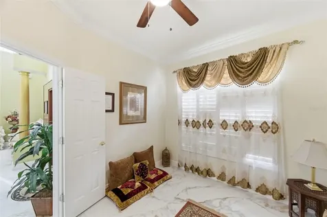 9207 Meadow Lane Court Tampa FL 33647