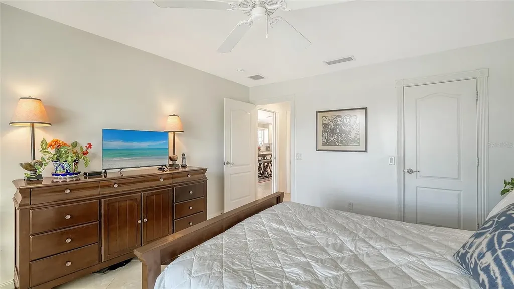 5867 Helicon Place Sarasota FL 34238