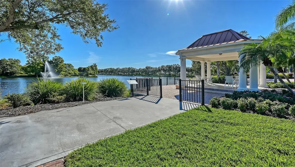 5867 Helicon Place Sarasota FL 34238