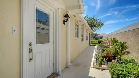 5867 Helicon Place Sarasota FL 34238