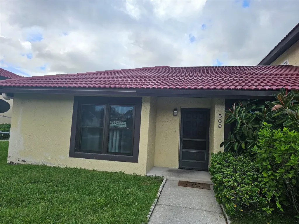 569 Hunter Circle Kissimmee FL 34758