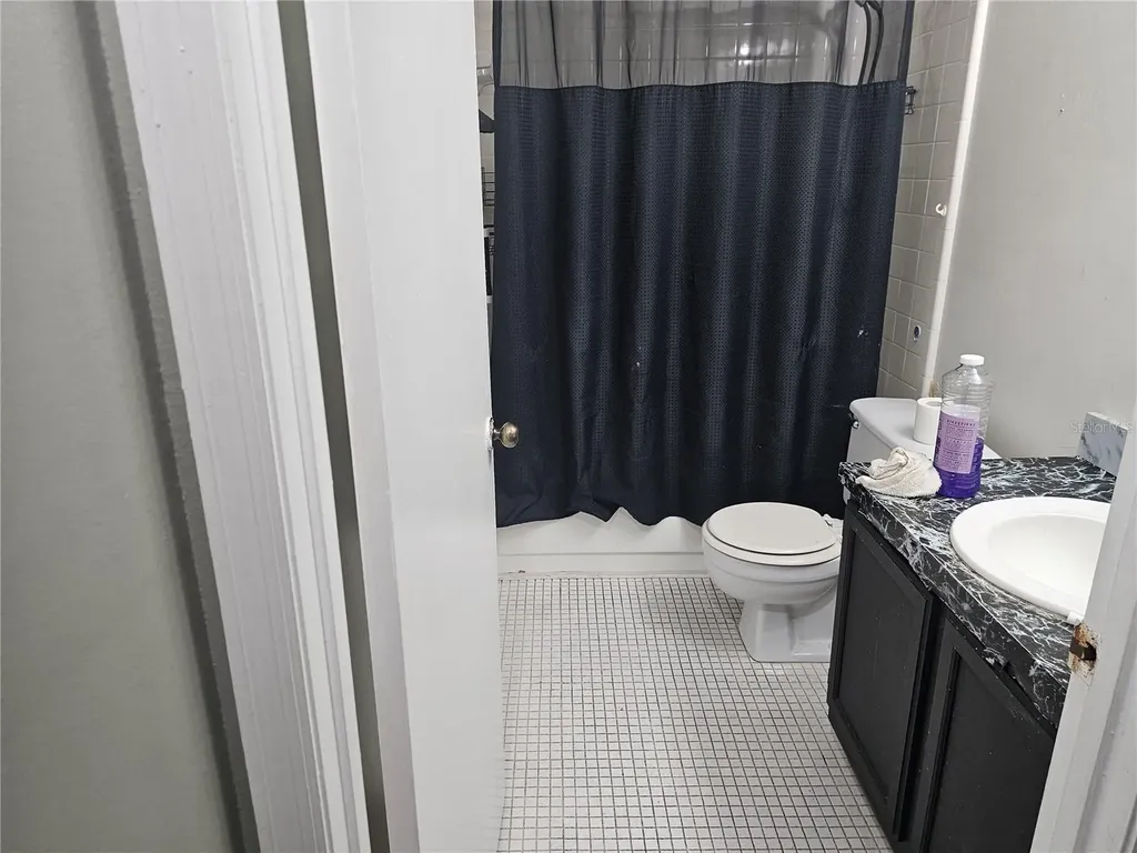 569 Hunter Circle Kissimmee FL 34758