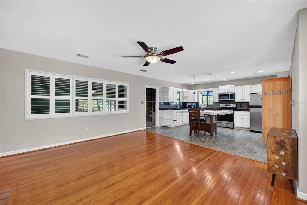 114 N Arcturas Avenue Clearwater FL 33765