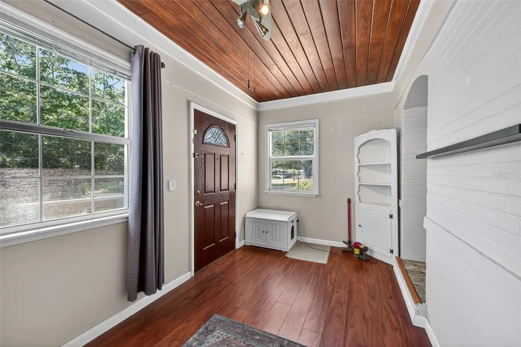 114 N Arcturas Avenue Clearwater FL 33765