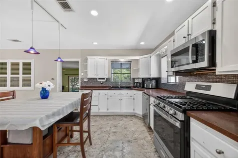 114 N Arcturas Avenue Clearwater FL 33765